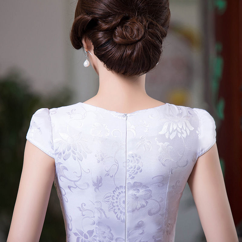 现在的“旗袍裙”越来越高级了!上身那叫一个东方美女，你敢穿吗