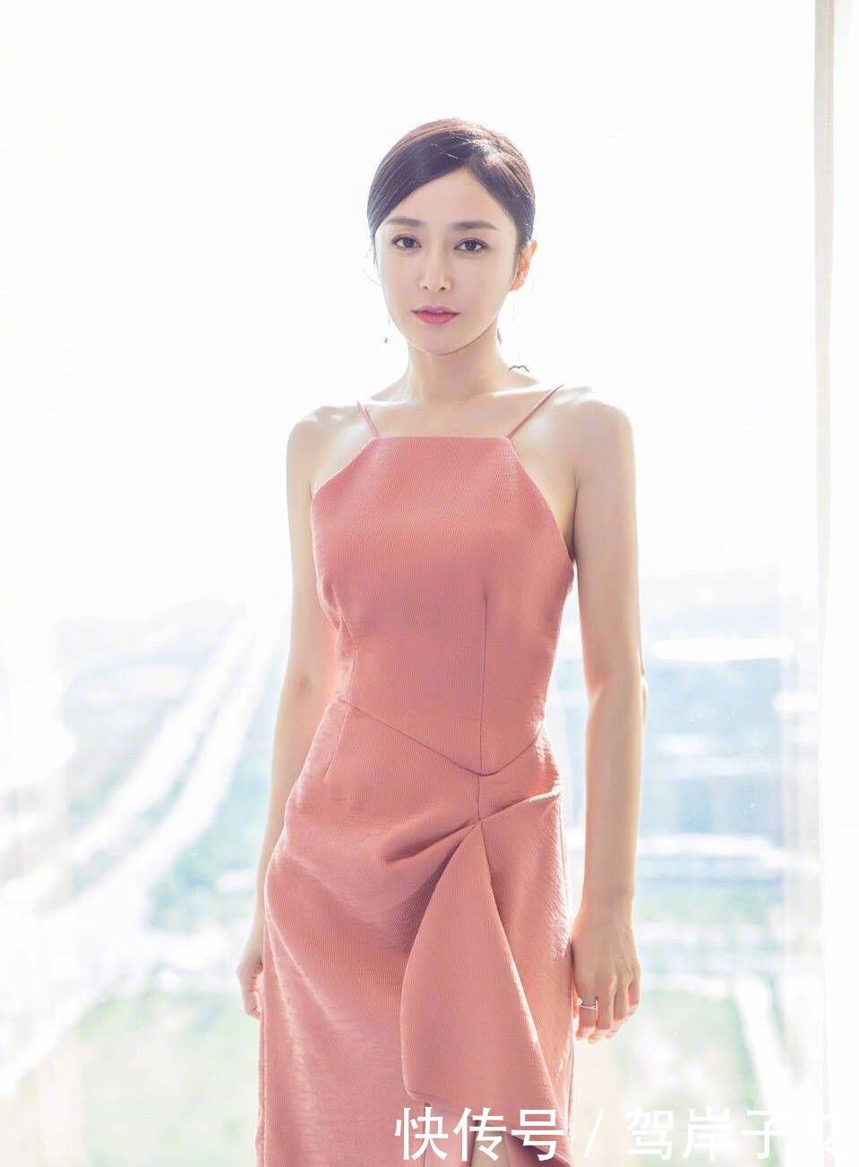  「晚礼服」街拍聚会晚礼服，“撩”中小仙女们的心