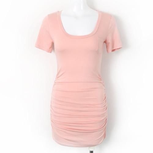 女人一定要有女人味，出门换上这些搭配，美丽时尚又迷人