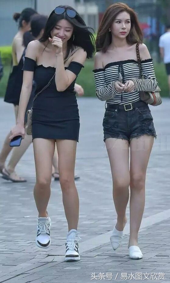 街拍路人:就这样期待着花开,就这样看着未来