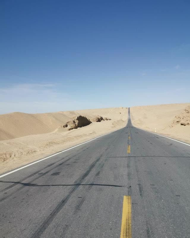 走最美公路—中国版66号公路，穿越无人区抵达亚洲最大雅丹风貌区