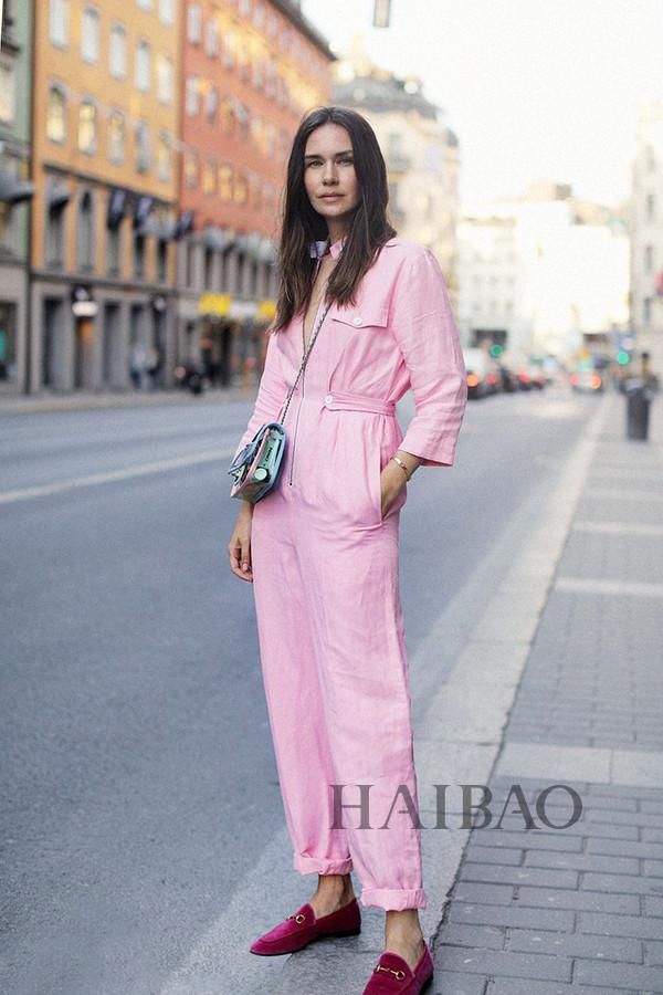 瑞典时尚博主Caroline Blomst高分街拍合辑：当妈了都爱穿亮色？