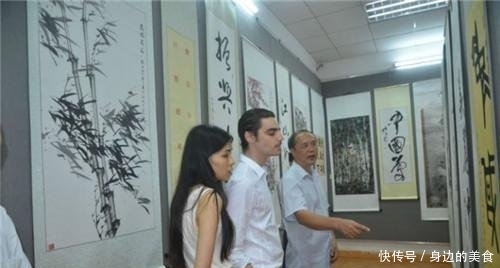  比利时：她留学意外邂逅王子，婚后生活让人羡慕，成欧洲王室首位中国王妃