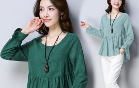 聪明女人早就不穿过膝连衣裙，学下图女人这样穿，气质又减龄