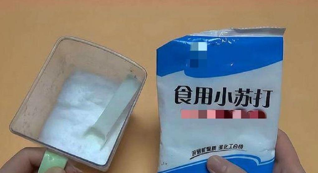 『食盐』一勺食盐加“它”敷脸,一周淡化色斑还能去黑头,学会就赚大了