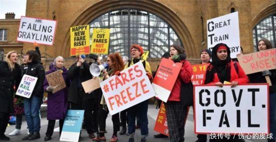  铁老大@“中国人是怎么做的？”铁老大负债5万多亿，为啥能扛着