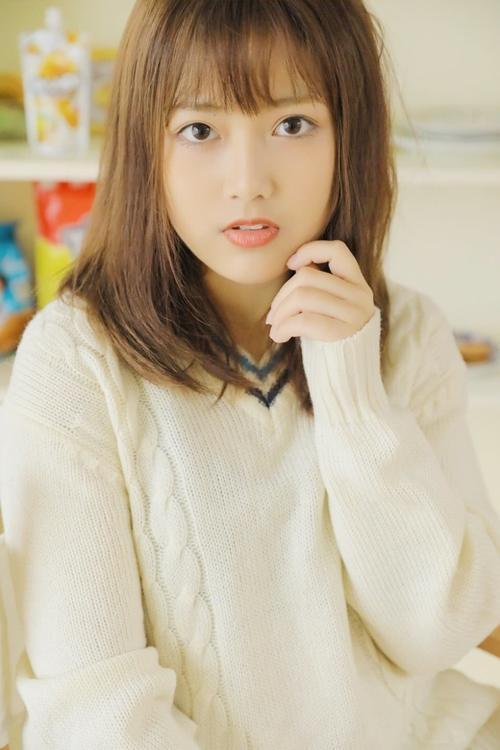 满脸黑头你还以为是毛,闺蜜都嫌弃你了,还不赶紧挤