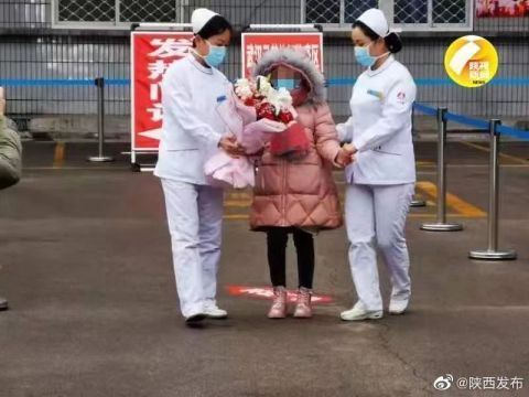 陕西9岁新冠肺炎小女孩出院 慢病处方用药量放宽至3个月