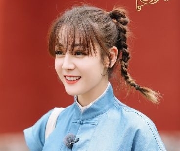  『风采』《遇见天坛》最新剧透图，热巴穿古装现身，再一次展现女汉子风采