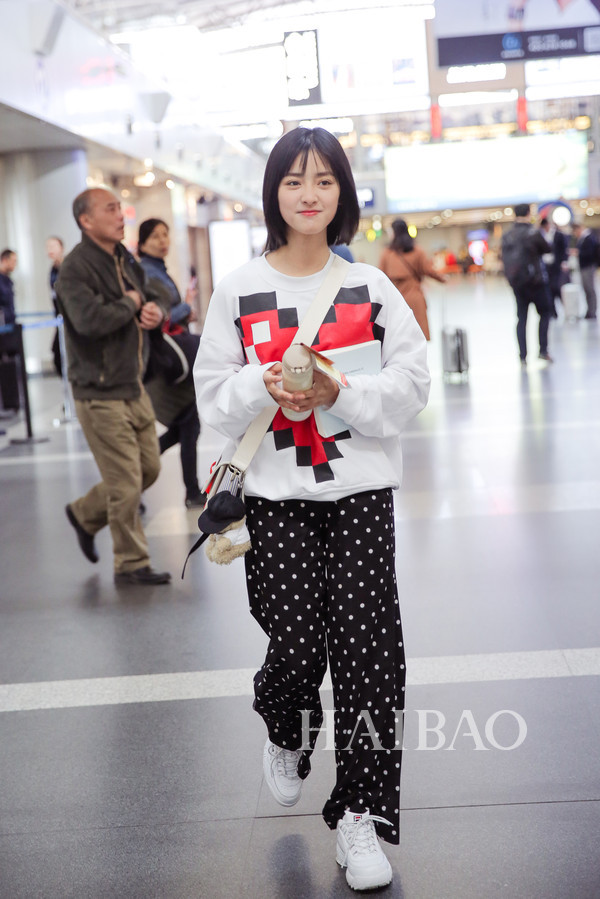 个子矮+腿又粗，到底应该穿什么？