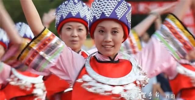 重庆彻底火了！又拿全国第一，网红城市当之无愧！