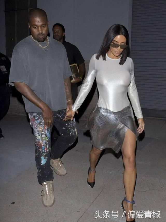 卡戴珊瘦了真任性，上衣还没有毛巾大!网友:肋骨都快戳破皮肤了