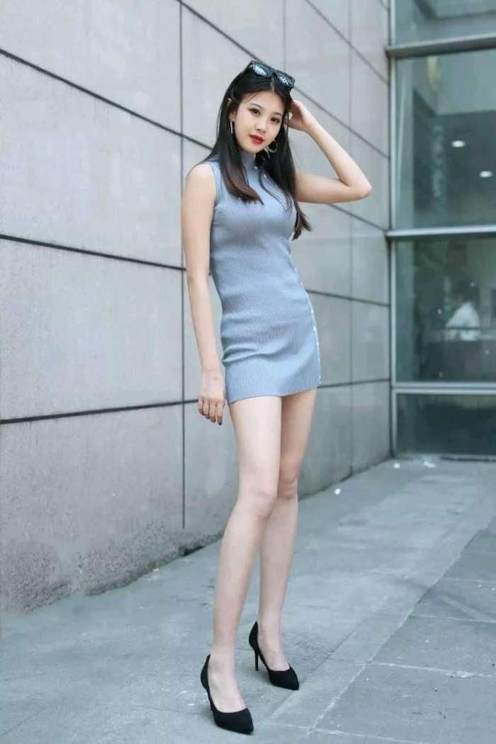 素人街拍: 窈窕淑女, 任谁都想将其抱在怀中