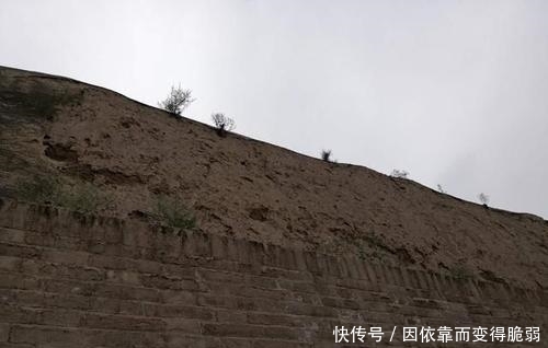 中国这段土墙600年无人敢拆，政府每年拨款1000万维护，为啥？