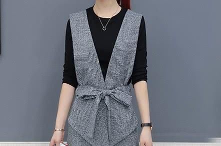 霜降了,裙子可以收起来了,看看这12款晚风套装,洋气又美嫩