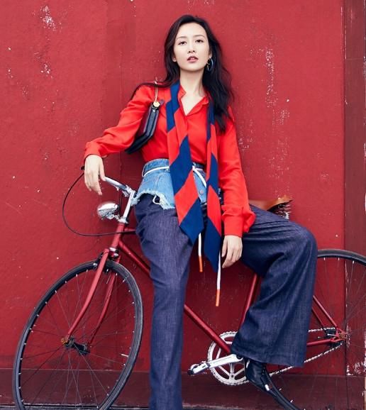 王鸥厉害了，在短裙下塞阔腿裤，不但不显胖还穿出逆天长腿！