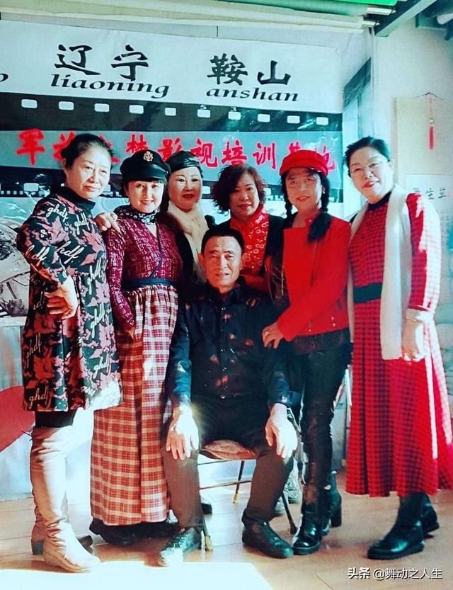 农村老人生活，看看农村老人与城市老人的晚年生活 就知道了