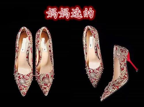  「弟弟」同样都是选婚鞋，奶奶妈妈都还好，看到弟弟选的：理解姐弟恋了