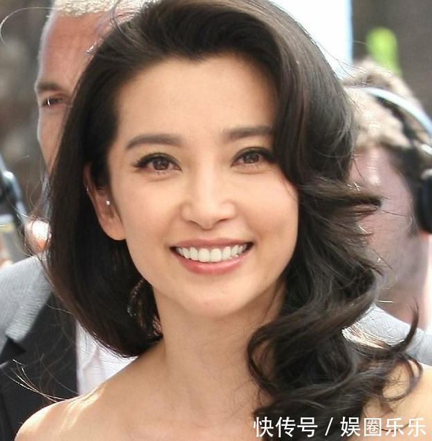【简简单单】女明星的护肤秘籍,简简单单四部,好皮肤原来这么容易
