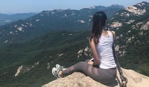 打底裤让你轻松的做一个性感美人！