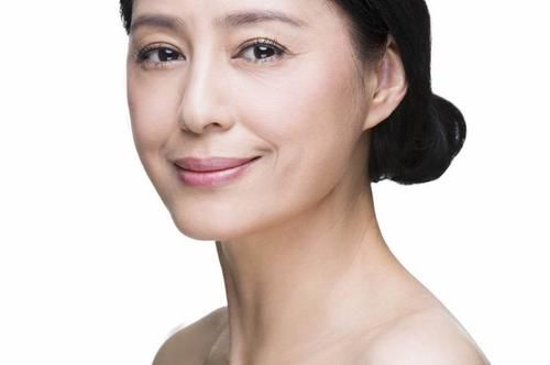  #皮肤#皮肤衰老长斑点，内调很重要！常喝三种汤，祛斑美白抗衰老