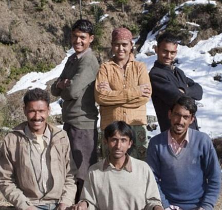 五兄弟娶一个老婆 女子每晚选一名同寝