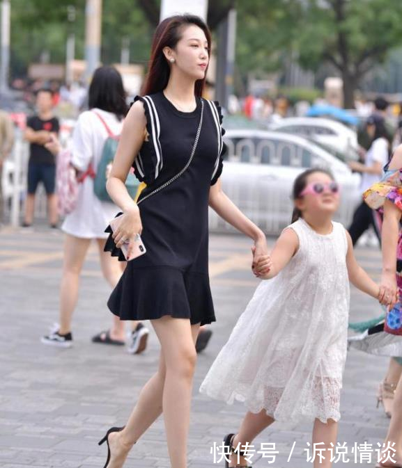「快乐」街拍穿搭:你不配得到快乐,疼爱我的只有自己!