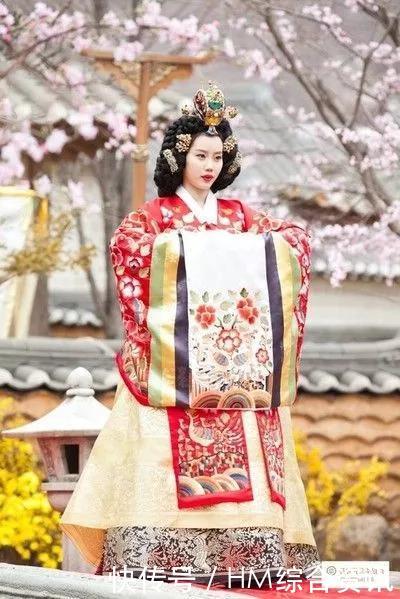 #传统#世界各国新娘,看了一圈还是觉得中国的最好看