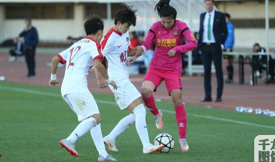 女超战报| 维罗妮卡角球直接破门 北京北控置业女足1:2大连权健