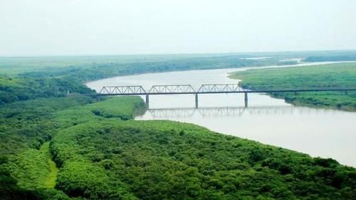  「最窄」中国最窄的领土：仅8米宽却连着3个国家，被称为“天下