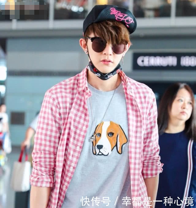 汪东城这时尚感绝了！脚上的鞋不仅有“味道”，还丑出了新高度