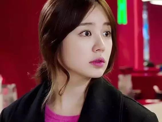 美人计｜高贵妃，你的咬唇妆是喝了一口血吗？！