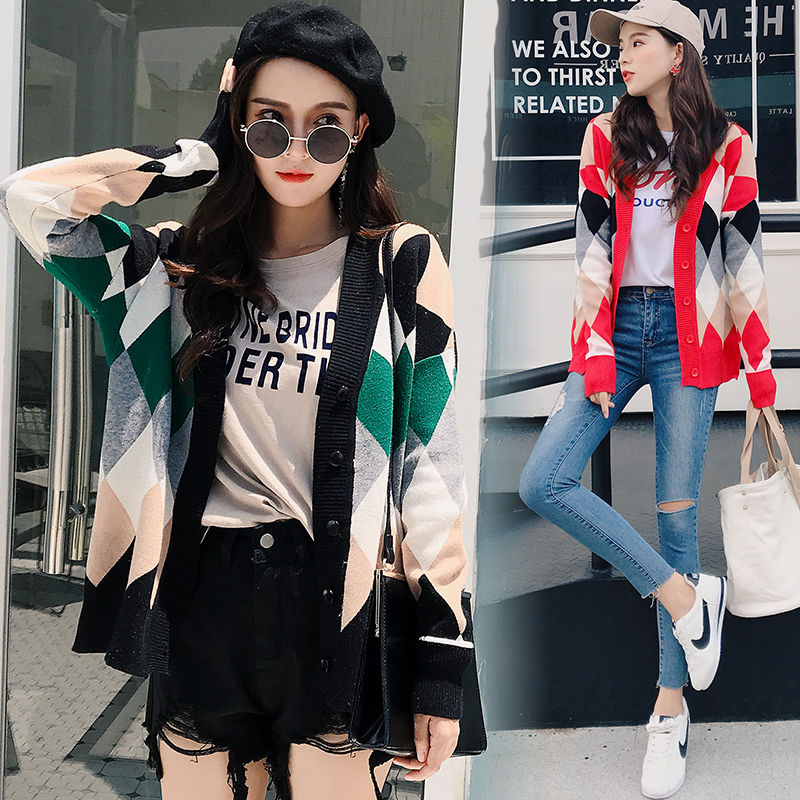 小姐姐你听我说:9月穿这初秋针织香风外套，穿出不一样的美