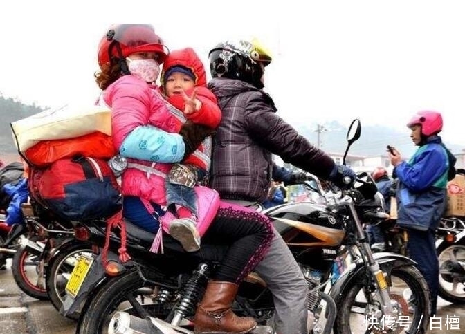  [纳闷]专家纳闷“摩托军团”咋又来，农民工总结三点，怒斥伪专