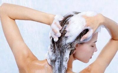 夏季头发油腻怎么办?