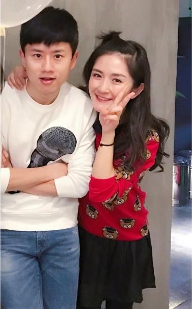 重磅消息：张杰26号自曝谢娜怀孕 网友24号神预言 被戳中