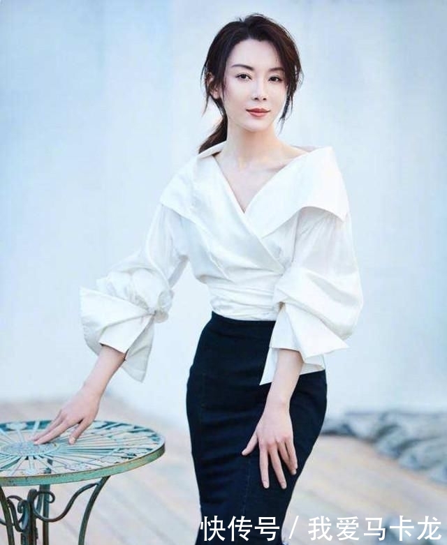  「气质」女人过了40岁最好不要穿这4种衣服出门，不仅毫无气质还特别掉价
