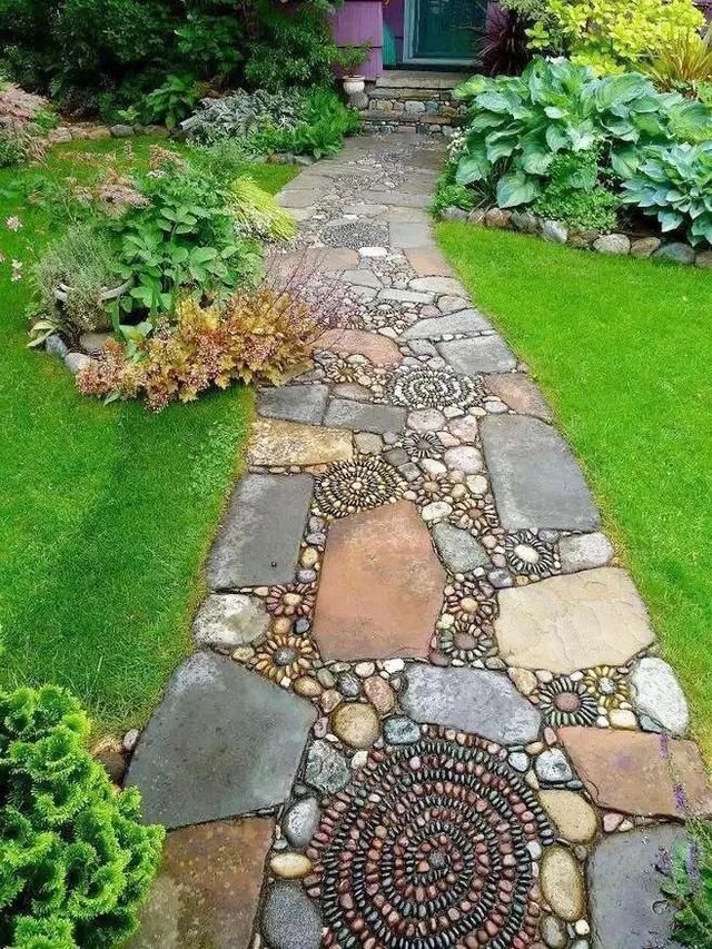  #新房#为什么很多人离开了农村，还要在老家盖一栋新房？