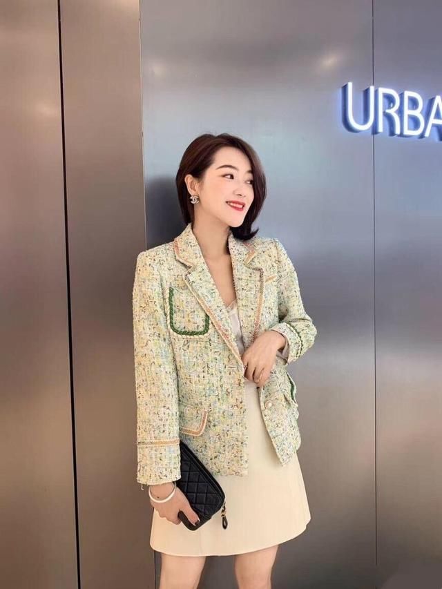  「小香风外套」听说春天流行“小香风”？你还没入坑吗？入坑指南都在这里哦