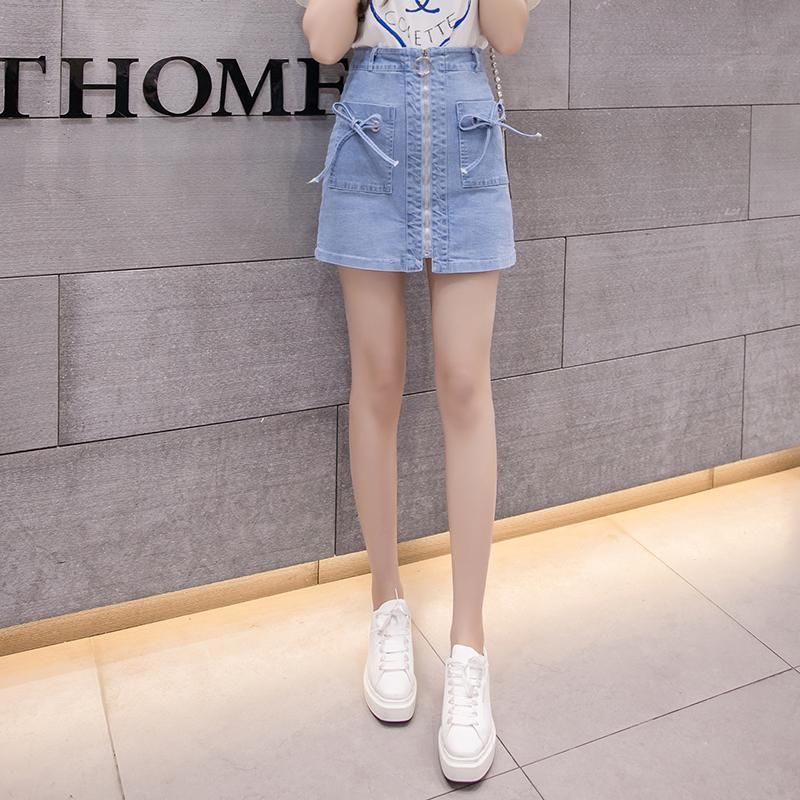 穿短裙露出安全比走光还尴尬，聪明女人穿防走光短裙裤，简约优雅