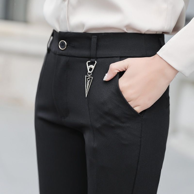 这个秋天流行裙子里面穿裤子，这几款打底裤，精致又显瘦