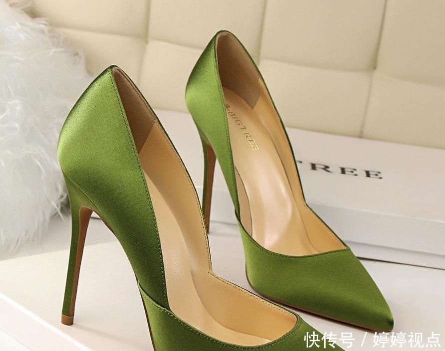  『大方优雅不累脚』刚出炉的新款女鞋单鞋，款款显高舒适又好搭，赶紧走起你的女神范