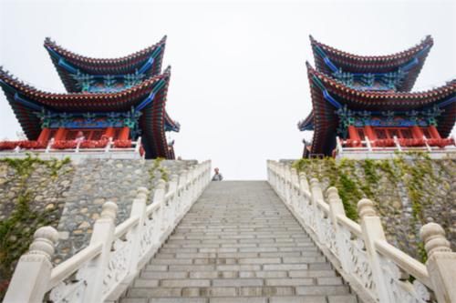  「我国」我国“逆袭”最成功的城市，从小县城发展为省会，如今