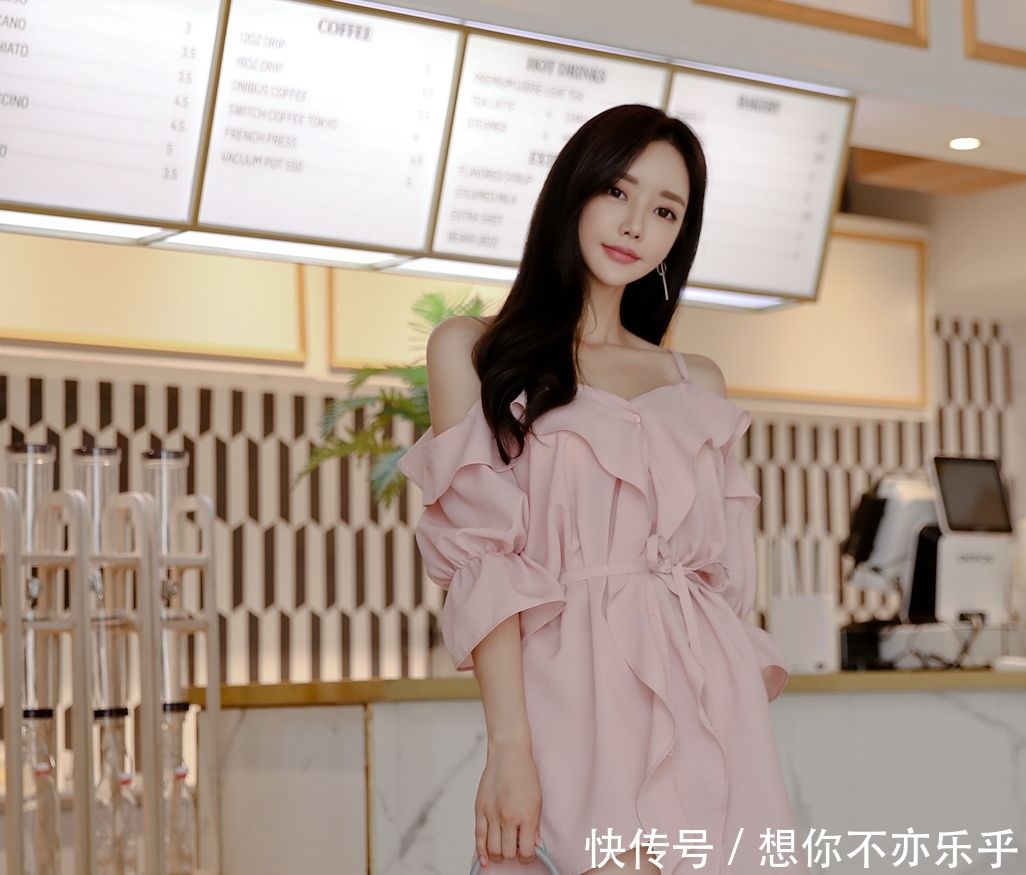 【抵抗力】吊带百褶裙,清新梦幻的淡粉色,谁还不是个公主呢