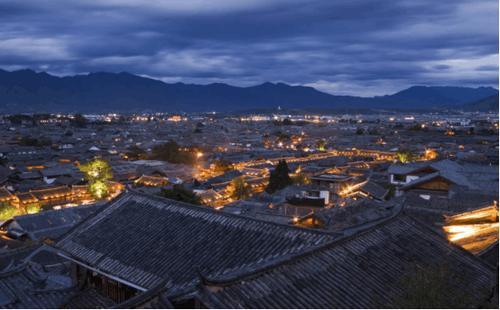 从人山人海到无人问津, 湖南古城到底经历了什么? 我们值得反思