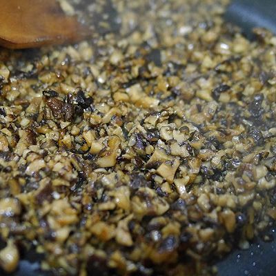  【猪肉】西洋菜香菇猪肉饺