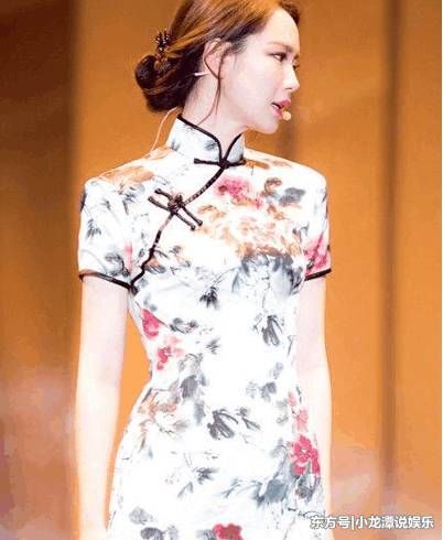 东方韵味的旗袍装让陈数成为了诸多网友心目当中的旗袍女神