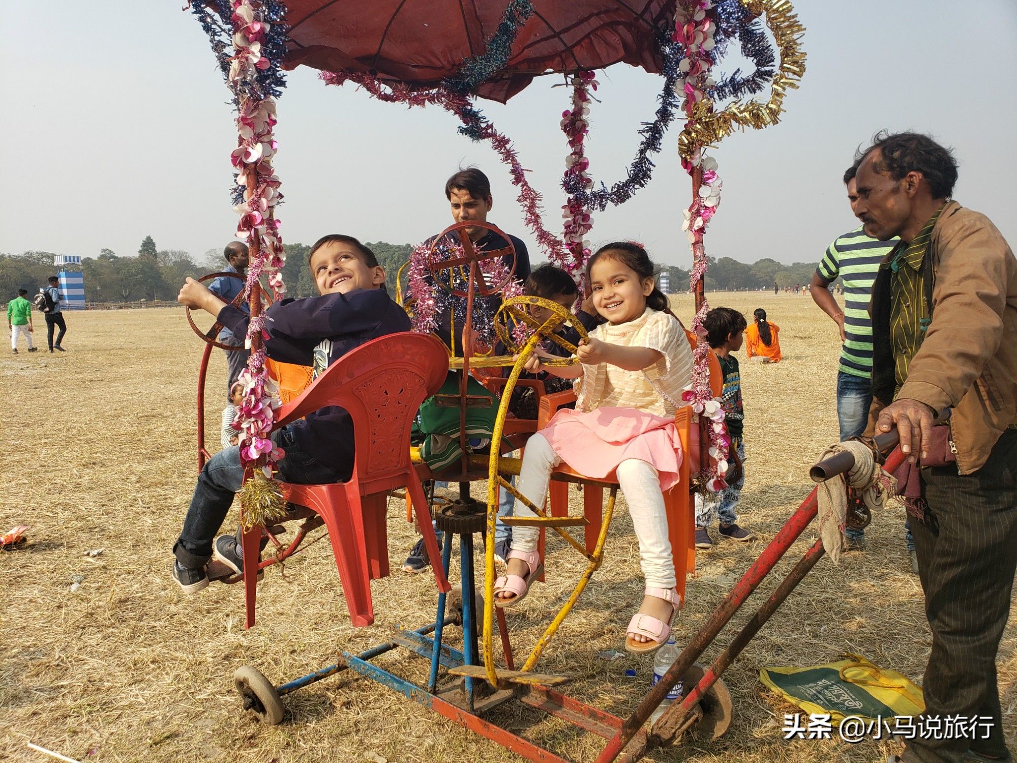 实拍印度第3大城市的街景，曾为英属印度首都，不如国内5线城市