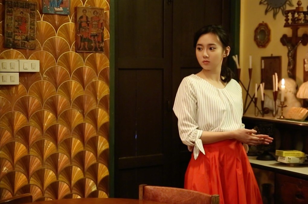 继八月分手魔咒后，娱乐圈又一女星被曝出轨!网友:小三专业户!