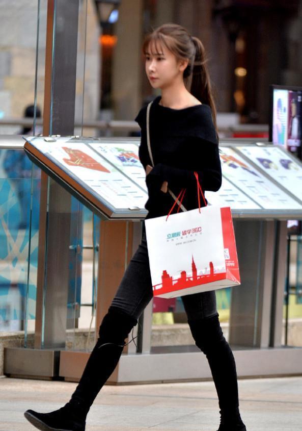 东莞街拍：图2性感，图3清新，图4小姐姐的裙子最好看！